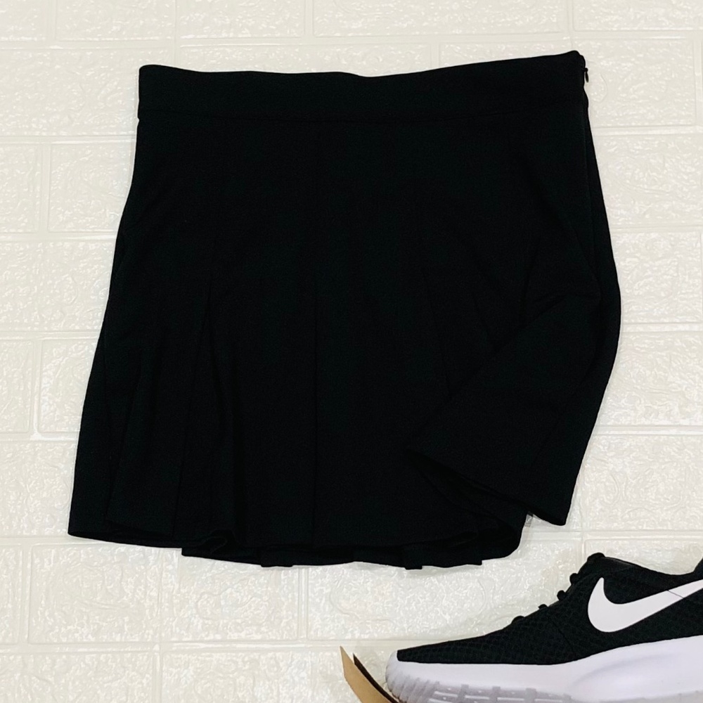 MANGO Pleated A-Line Black Skirt Size S